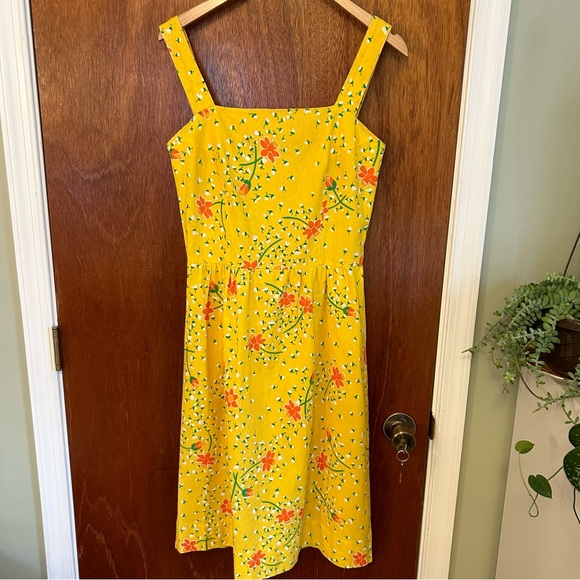 Vintage Dresses & Skirts - Vintage Yellow Cotton Dress With Daffodils Sz M